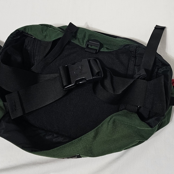 Osprey Vintage Green & Black Hiking Waist Pack / Fanny Pack Trail Outdoor Bag - Picture 2 of 6